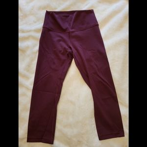 Lululemon Wunder Under crop